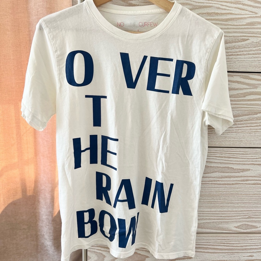 White and Blue Graphic T-Shirt